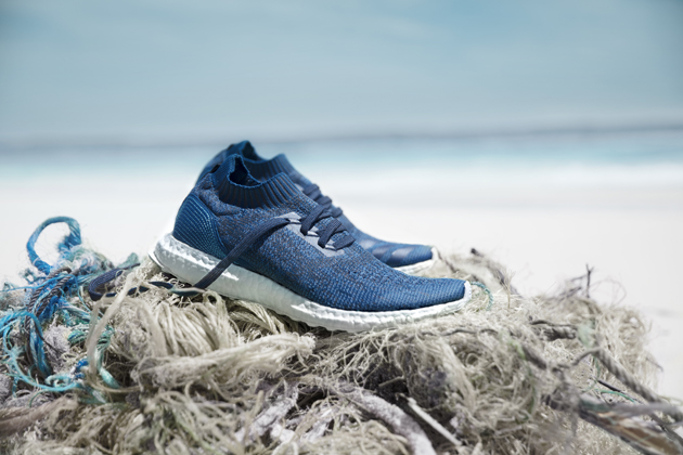 canción mármol Series de tiempo Así se fabrica la zapatilla de Adidas hecha con basura del océano | Olas  Perú, Reporte de mar, Noticias de Surf