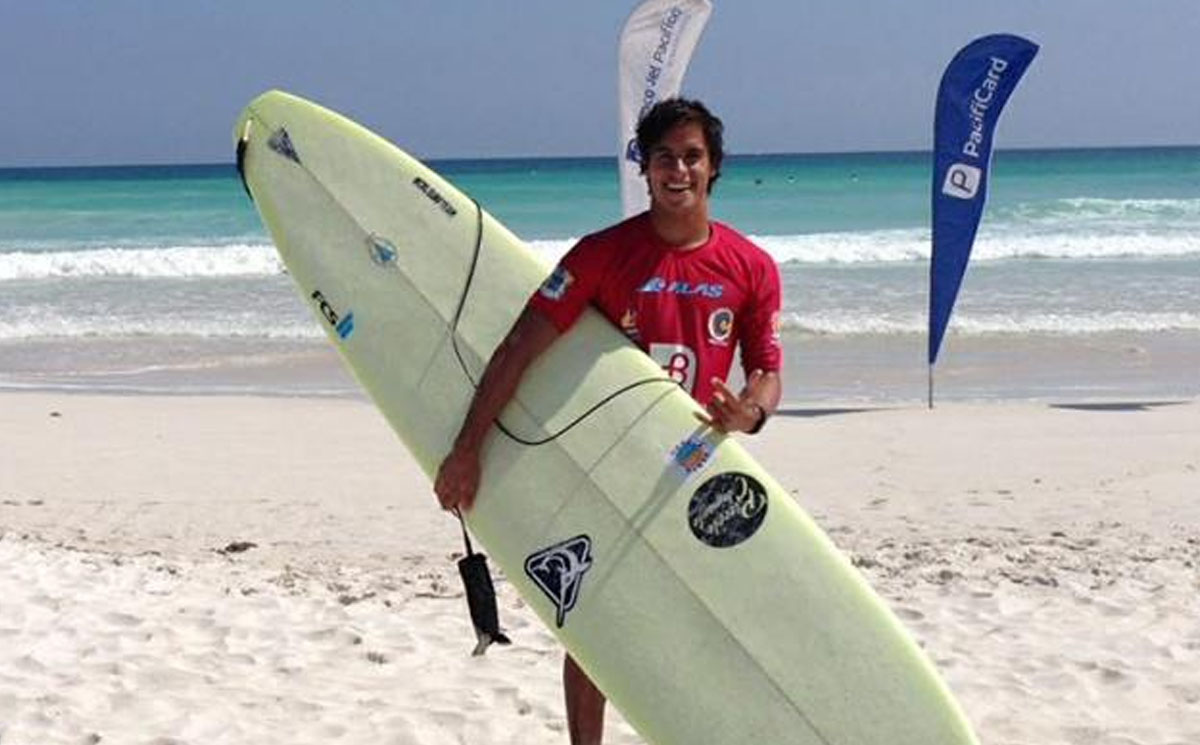 Longboard peruano triunfa en ALAS de Gal&aacute;pagos 