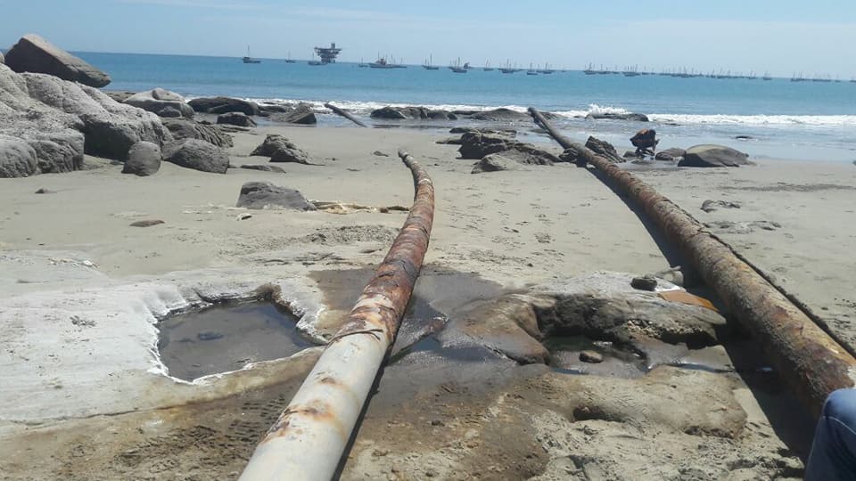 Cabo Blanco sufre nuevo atentado ambiental por derrame de petroleo
