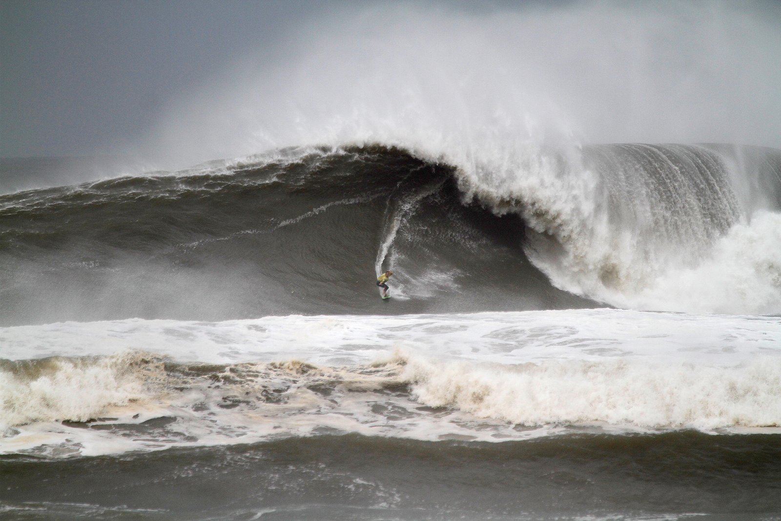Malpartida y Villar&aacute;n invitados a evento de olas grande en Brasil 