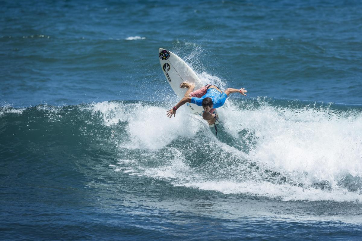 9no puesto para Adri&aacute;n Garc&iacute;a en QS de Sunset Beach