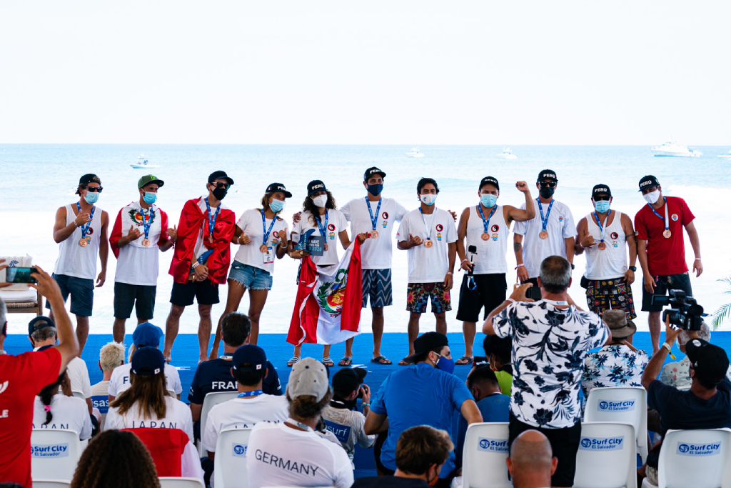 Surfing peruano rumbo a Tokio: Las mejores im&aacute;genes de la hist&oacute;rica participaci&oacute;n en El Salvador