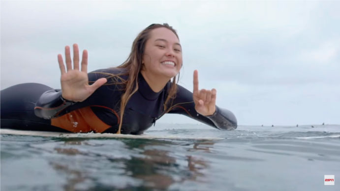 La surfista que durante 6 a&ntilde;os no ha parado de surfear