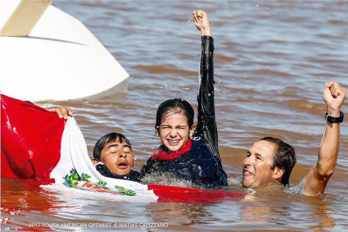Joven velerista peruana gana sudamericano de regatas en Paraguay  
