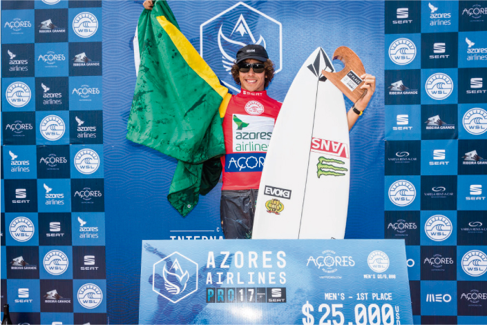 Yago Dora vence en el Azores Pro 10.000