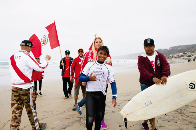 Peruanos no paran en el mundial adaptado de la ISA y se meten en las rondas finales 
