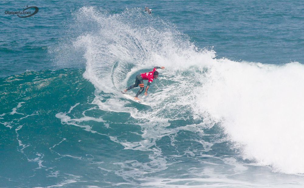Alonso Correa, Malpartida, Del Castillo, Villar&aacute;n, De Col y Mesinas tambi&eacute;n brillan en la primera ronda del Rip Curl Pro San Bartolo