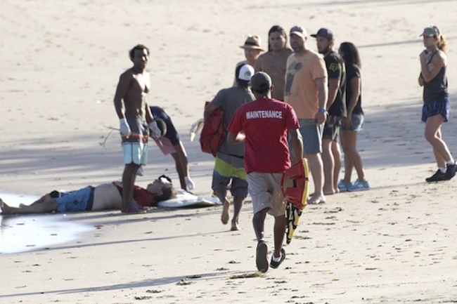 Surfista atacado por un cocodrilo en Costa Rica ya se recupera despu&eacute;s de su segunda cirug&iacute;a  